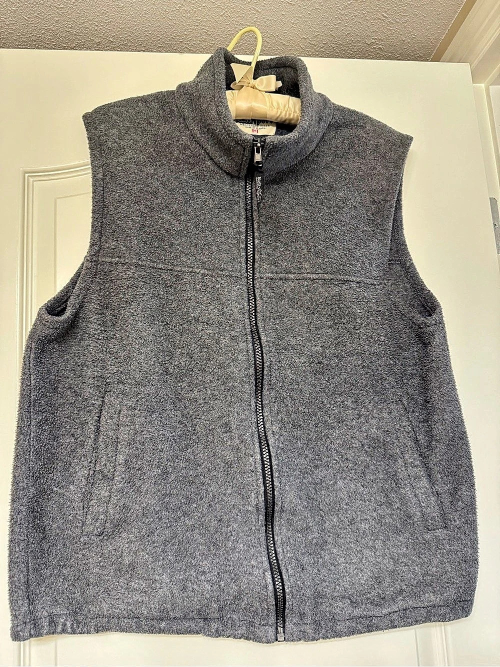 Kelly Sport Women's Gray Fleece Vest